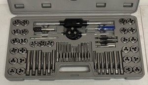 lot 40 image: Fairmount Tools Tap and Die Set
