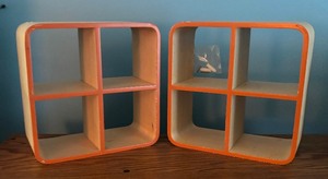 lot 106 image: Pair of Cube Organizer   Display Shelf with 4 Cubes