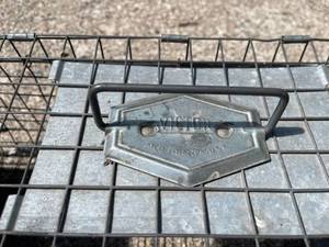 lot 178 image: Victor Live Trap