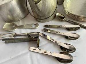 lot 197 image: Assorted Vintage Cookware including Stockpots