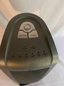 lot 223 image: Lasko CT16511 Movable Air Heater