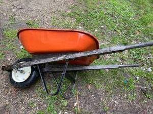 lot 236 image: Metal Wheel Barrow