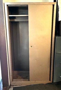 lot 253 image: Metal Cabinet
