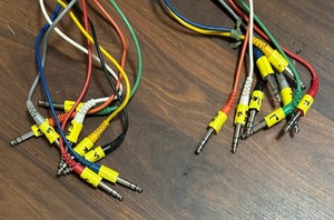 lot 97D image: Patch Cable 50 Inch Snake