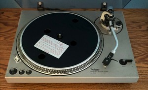 lot 114 image: Technics by Panasonic Turntable  Record Player
