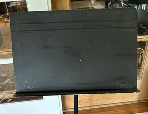 lot 89A image: Manhasset Music Stand