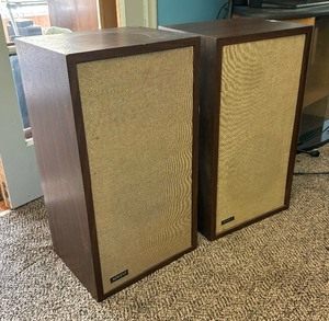 lot 55 image: Pair of Vintage Advent Speakers Designed by Henry E. Kloss