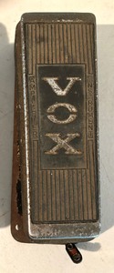 lot 190 image: Vintage Foot Pedals by DeArmond, Vox and Fusschweller