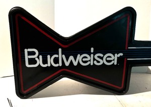 lot 220 image: Budweiser Guitar Light Up Wall Hanging