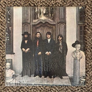lot 91D image: White Album and Hey Jude Record Albums by The Beatles