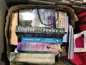 lot 29 image: LARGE TOTE OF ASSORTED BOOKS AND PROJECT BAG