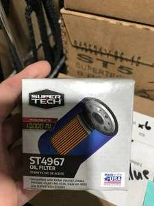 lot 102 image: SUPER TECH OIL FILTER