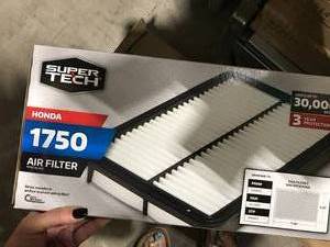 lot 104 image: SUPER TECH AIR FILTER