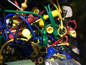 lot 146 image: ASSORTED PLUGS