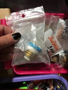 lot 224 image: LARGE BOX ASSORTED ELECTRICAL ITEMS