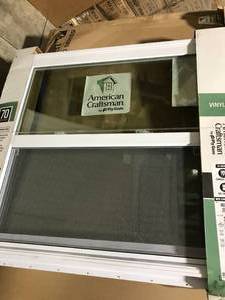 lot 200 image: ASSORTED WINDOWS