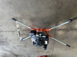 lot 102 image: Honda Auger