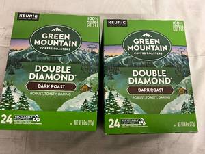 lot 47 image: 48 Green Mountain Double Diamond Dark Roast K-Cups Best by 02282026