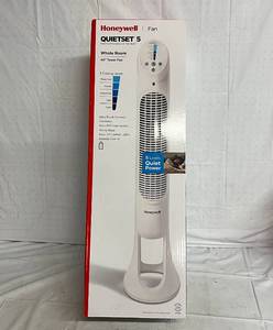 lot 55 image: Honeywell QuietSet 5 40 Tower Fan