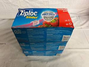 lot 73 image: 3 x 76ct Boxes of Ziploc Slider Quart Bags