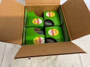 lot 196 image: 4 Scotch Brite Stainless Steel Cleaner Starter Kit