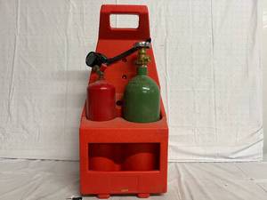 lot 01 image: Portable Oxygen and Acetylene Tank and Victor Torch Head Set