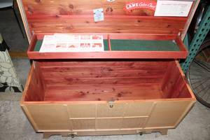 lot 29 image: Vintage Lane Cedar Chest