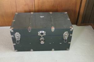 lot 96 image: Blue Metal Trunk