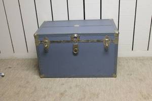 lot 99 image: Blue Metal Storage Trunk with Drawer Insert