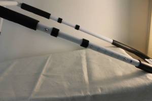 lot 100 image: King Pavonini Safety Bed Rail