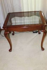 lot 1-103 image: Glass topped Table with Cabriole Legs