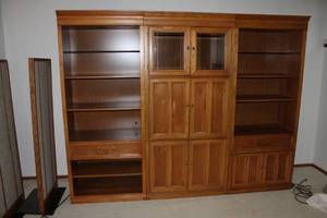 lot 1-114 image: 3-Piece Lighted Oak Entertainment Center
