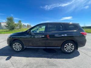 2013 Nissan Pathfinder S - 2 OWNERS - 4X4