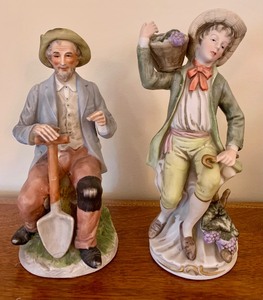 lot 111 image: Large Variety of HOMCO Figurines, Including Homco 1433 Seated Old Woman with Grapes in a Basket