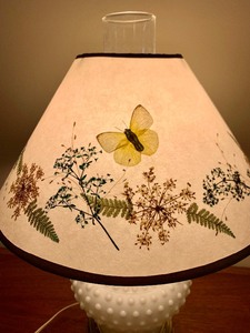 lot 118 image: Vintage Hobnail Milk Glass Glass Hurricane Lamp with Pretty Shade