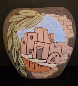 lot 143 image: Southwest Design Pottery Vase Plus Figurine Napkin Holders