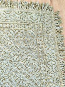 lot 24 image: Vintage Karastan Area Rug