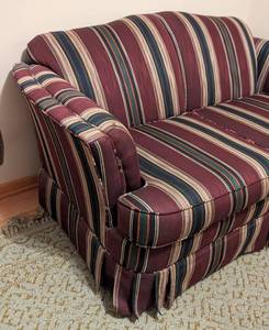 lot 25 image: Red and Green Stripe Upholstered Loveseat