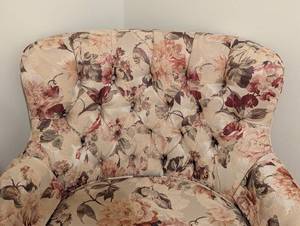 lot 91 image: Vintage Floral Upholstered Armchair