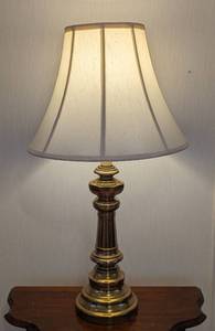 lot 95 image: Large Brass Table Lamp