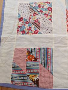 lot 152 image: Colorful Vintage Patchwork Quilt