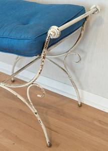 lot 156 image: Vintage Painted Metal Vanity Bench