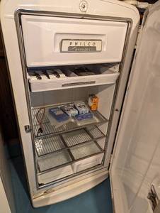 lot 182 image: Philco Vintage Refrigerator