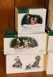 lot 196 image: Department 56 Christmas Figurines