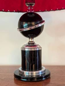lot 246 image: Vintage Ringed Saturn Art Deco Table Lamp