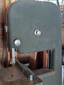 lot 253 image: Vintage Shopmaster Band Saw