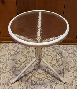 lot 270 image: Small Glass Topped Patio Side Table