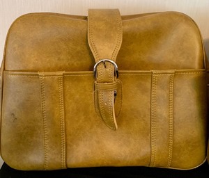 lot 216 image: Flashback Collection Vintage of Luggage and Bags