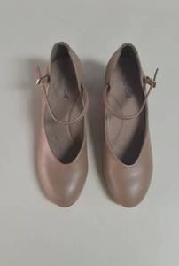 Capezio-  Classic Round Toe Tap Dance Shoes- Size 7.5M
