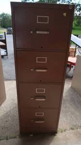lot 17 image: FILE CABINET